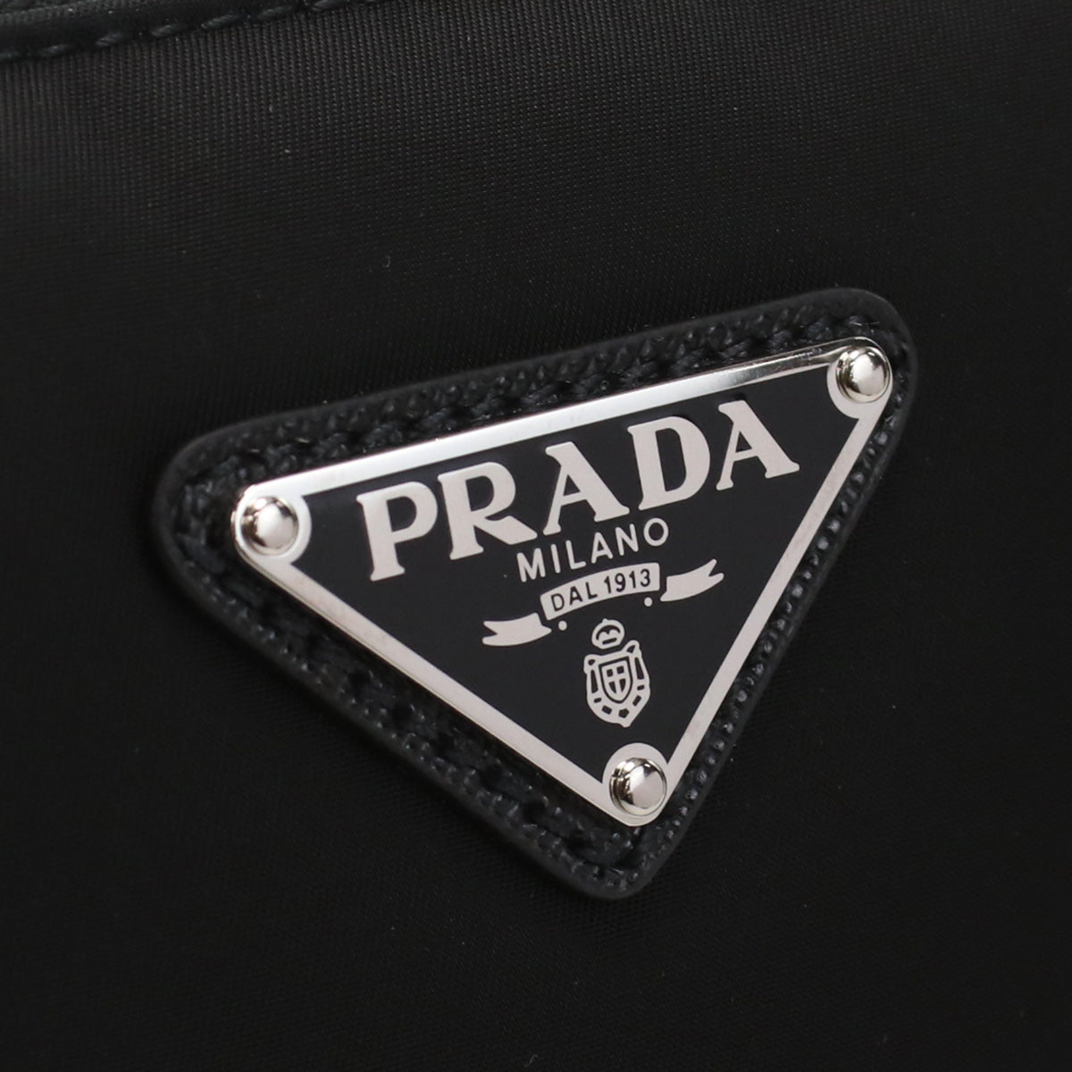 PRADA プラダ 2VH113 斜め掛け ショルダーバッグ NERO ブラック メンズ