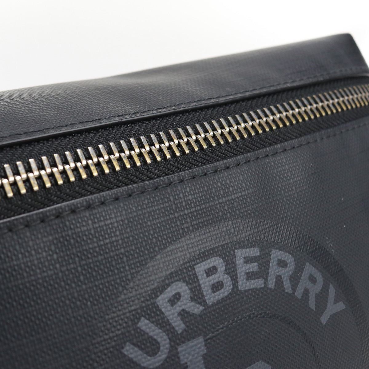 BURBERRY バーバリー ロゴグラフィッククロスボディ 8022517 ボディバッグ PVC【中古】 ユニセックス
